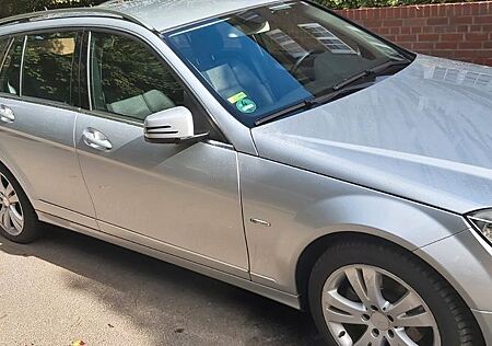 Mercedes-Benz C 180 CGI T BlueEFFICIENCY AVANTGARDE AVANTGARDE