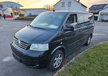 VW T5 Multivan Volkswagen 2,5 TDI+4X4+EURO4+NAVI+6GANG