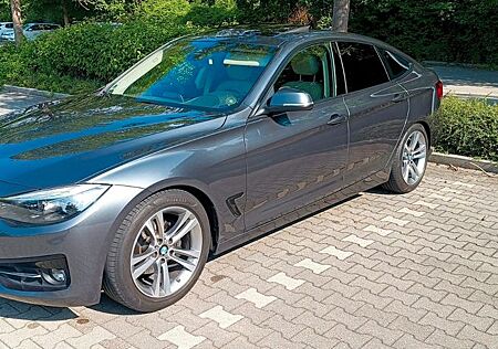 BMW 3er 320d GT Autom ,HUD , ACC, Pannorama, Navi, 8xAlu