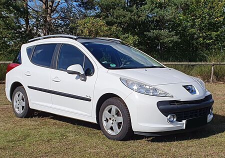 Peugeot 207 SW Urban Move, 95 PS, 1. Hand, Nichtraucher
