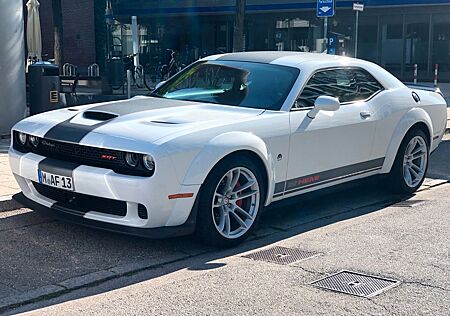 Dodge Challenger R/T SRT Deutsches Auto Widebody