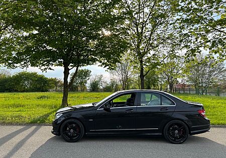Mercedes-Benz 350 C350 CDI AMG AHK scheckheftgepflegt