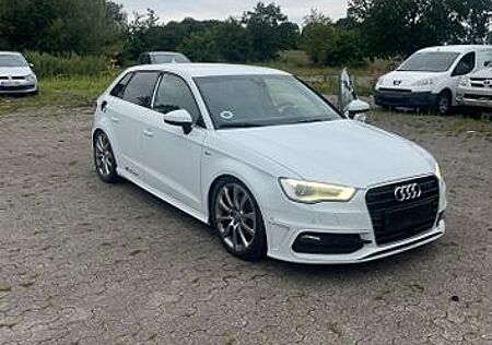 Audi A3 Sportback S line Sportpaket
