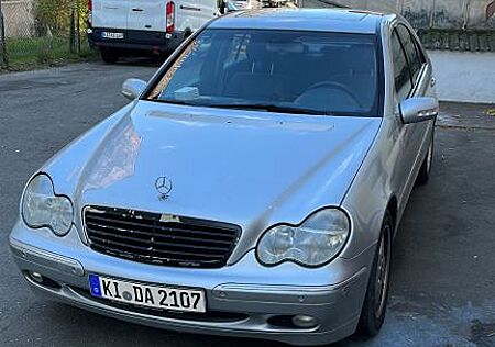 Mercedes-Benz C 200 CDI ELEGANCE (W203)