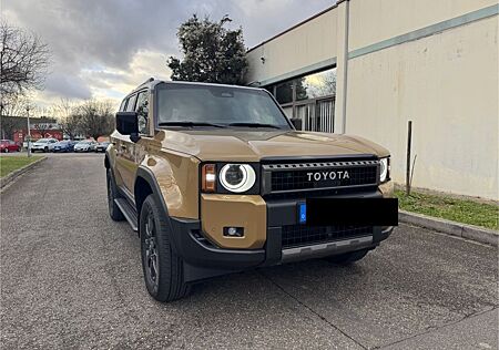 Toyota Land Cruiser 2.8 D-4D 4WD First Edition Auto...