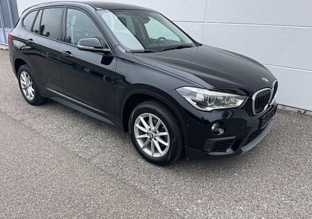 BMW X1 Baureihe sDrive 18 i Advantage