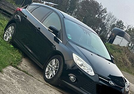 Ford Focus 1,6 EcoBoost 110kW Titanium Titanium