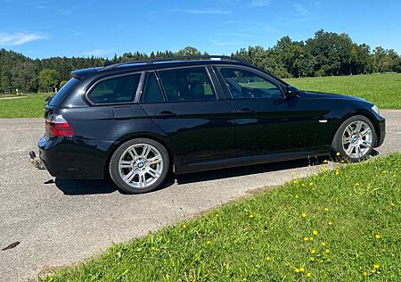 BMW 325i E91 Touring, M Paket, Vollleder, Pano