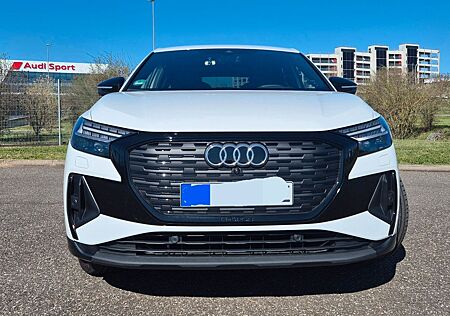 Audi Q4 e-tron Q4 45 e-tron quattro - Sline, AHK, Wärmepumpe