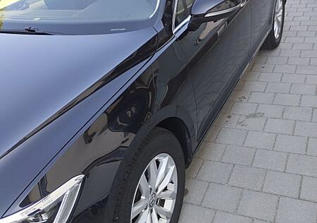 VW Passat Variant Volkswagen 2.0 TDI SCR DSG Comfortline V...