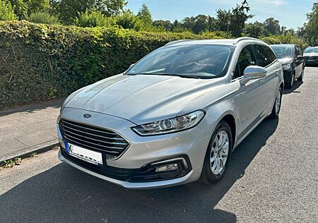 Ford Mondeo 2,0 Hybrid Titanium Autom. AHK NAV