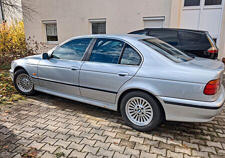 BMW 520i E39