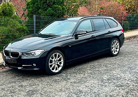 BMW 328i Touring -