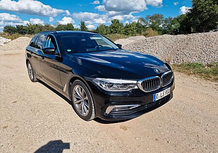 BMW 520d Touring Luxury Line 360° Led ACC Leder Navi