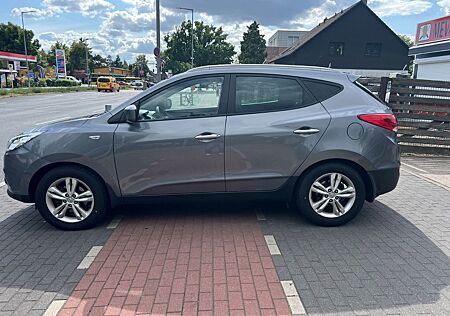 Hyundai ix35 Style AWD,Automatik,Navi,Leder,Xenon,