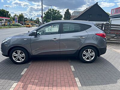 Hyundai ix35 Style AWD,Automatik,Navi,Leder,Xenon,