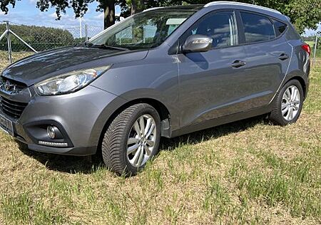 Hyundai ix35 2.0 CRDi 135 kW Premium 4WD Automatik P...
