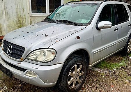 Mercedes-Benz ML 270 CDI Final Edition*2.HAND*AUTOMATIK*AHK*