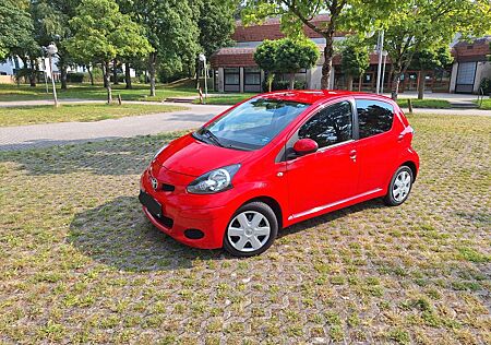 Toyota Aygo (X) Aygo (X) 1,0-l-VVT-i Edition MultiMode-Getri...