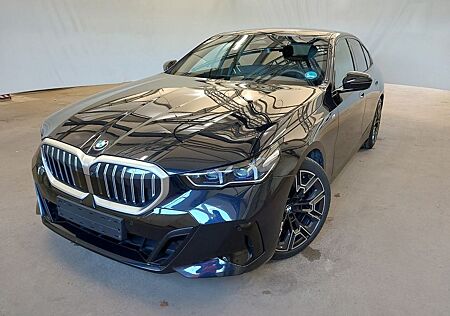 BMW 520i