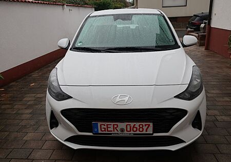 Hyundai i10 Trend*Navi*Nur 2500km*Kamera