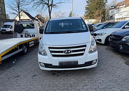 Hyundai H-1