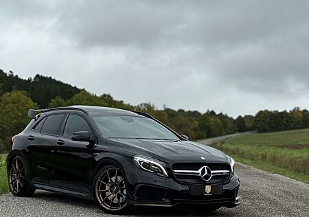 Mercedes-Benz GLA 45 AMG 4Matic/Pano/Comand/500PS/20"/Bi-Xenon