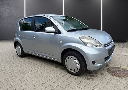 Daihatsu Sirion 1.5 S Klima-Servo+Tüv Neu- Garantie