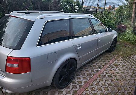 Audi A6 2.5 TDI 132kW tiptronic quatt. Avant -