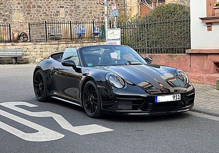 Porsche 992 911 Carrera GTS Cabriolet 1.Hnd Appoved 3/27