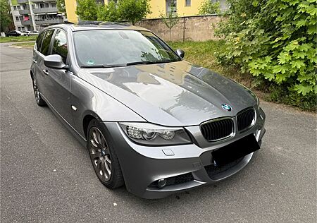 BMW 330d xDrive Touring