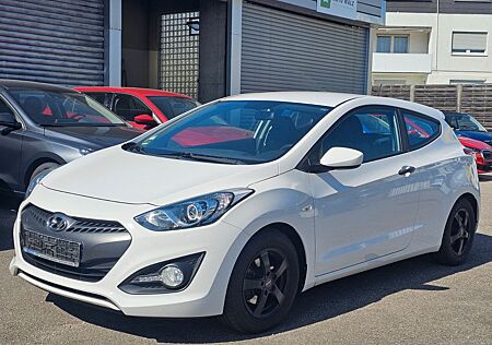 Hyundai i30 Coupe 1,4 Entry Edition