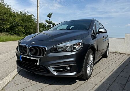 BMW 2er 220 Active Tourer 220d xDrive Luxury Line A ...