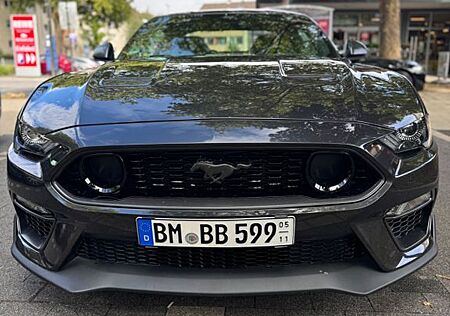 Ford Mustang 5.0 Ti-VCT V8 Auto Dark Horse Dark Horse