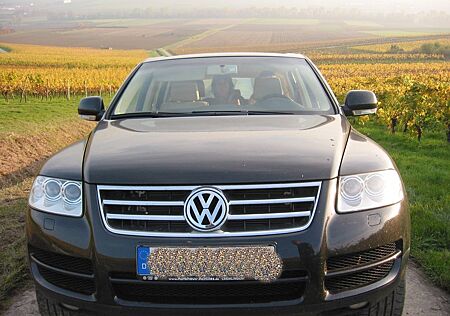 VW Touareg Volkswagen 3.2 V6 Tiptronic 241PS