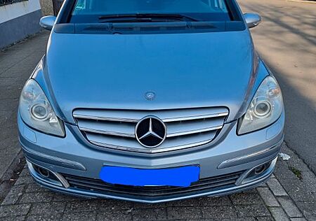 Mercedes-Benz B 200 CDI -