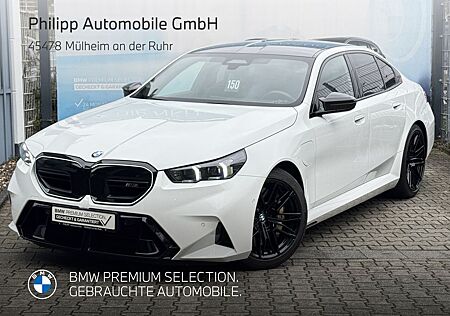 BMW M5 Limousine M-Drive-Pack B&W Carbon AHK 0,5% Ve