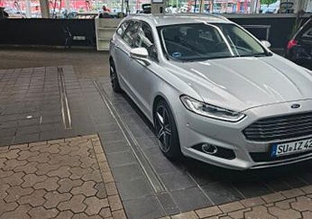 Ford Mondeo 2,0 TDCi 110kW Titanium Turnier Power...