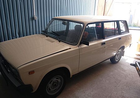 Lada Nova Kombi 2104