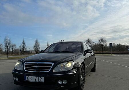 Mercedes-Benz S 600 L -