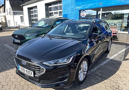Ford Focus EcoBoost Mild-Hybrid Titanium 125 PS Autom