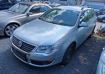 VW Passat Variant Volkswagen Trendline TDI BlueMotion