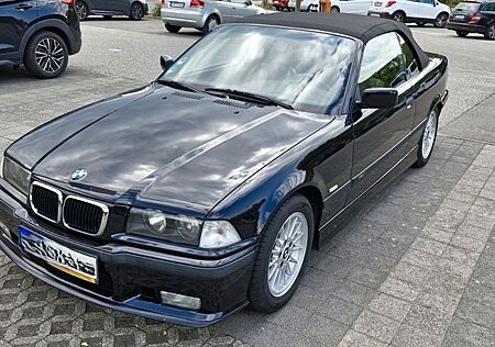 BMW 318i Cabrio