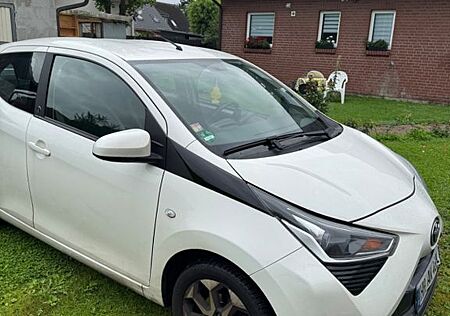 Toyota Aygo (X) Aygo