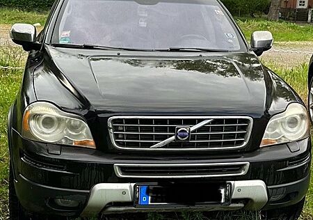 Volvo XC 90 XC90 V8 AWD Geartronic Executive mit Gasanlage