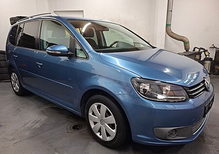 VW Touran Volkswagen ,Standheizung,Sitzheizung,Panoramadach!