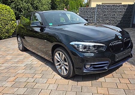 BMW 120i Sport NavPr LED HiFi Park KAM Komf Ufrei