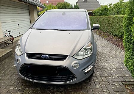 Ford S-Max 2,0 EcoBoost 176kW Titanium PowerShift...
