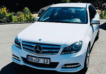 Mercedes-Benz C 180 AVANTGARDE AVANTGARDE