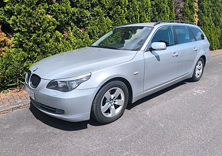 BMW 523i A touring - 190Ps